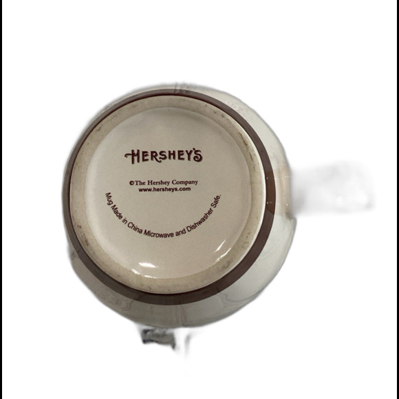 Hershey’s Chocolate 16oz. Ceramic Mug. Microwave / Dishwasher Safe. - Picture 4 of 4